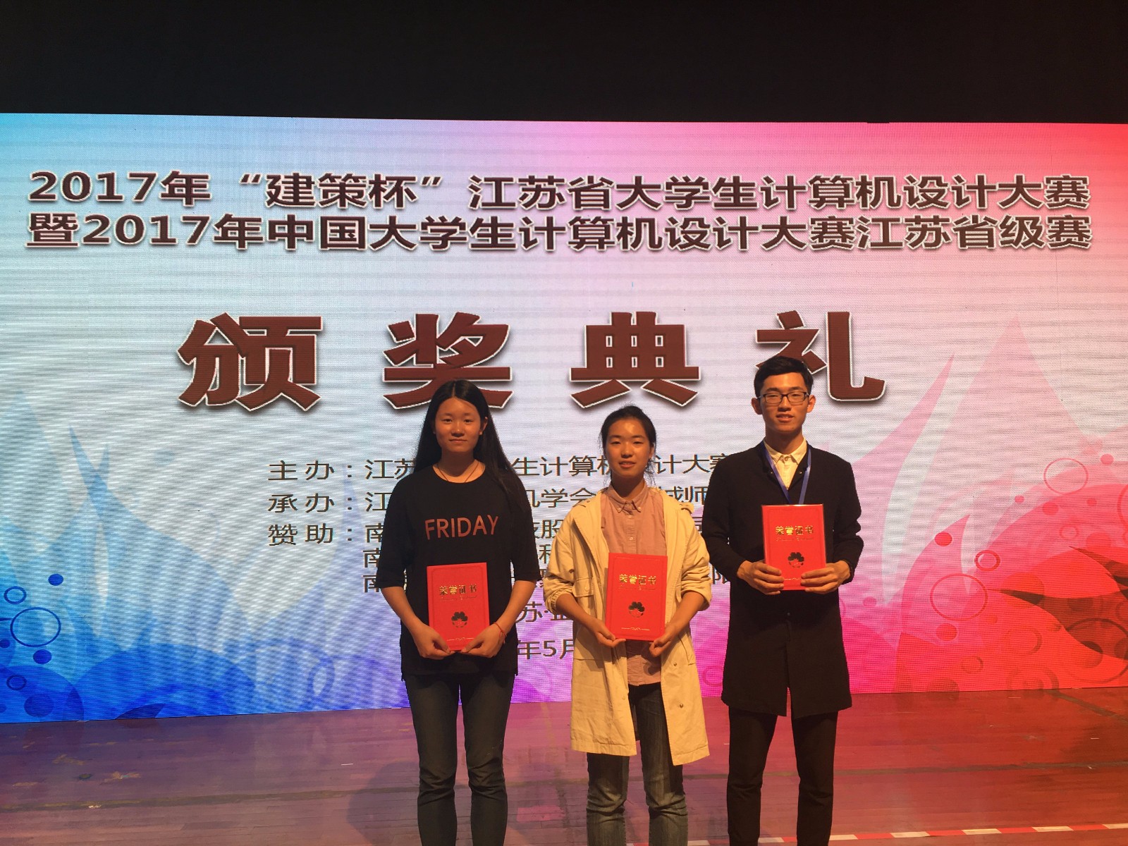 1495612572906016159.jpg 1495612572906016159.jpg